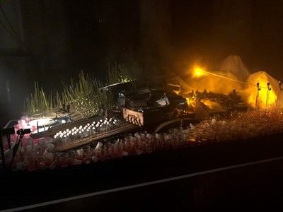 El teatro expansivo ‘No me hizo Joan Brossa’, del dúo de artistas sonoros ‘cabosanroque’, amplía su plazo hasta el 9 de enero