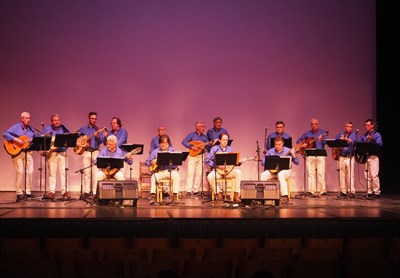 El Grupo Torcas trae esta noche a la Plaza de la Merced ecos primaverales con sus canciones de ronda y mayos