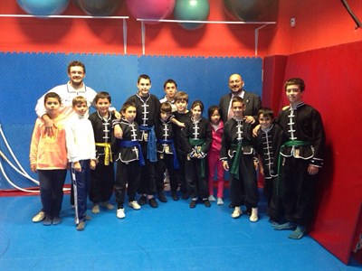 El concejal de Deportes visitó el Club Lao Jia Wu Shu de Cuenca tras su participación en el Campeonato Nacional de Wushu