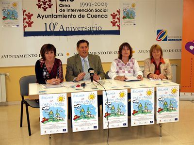 El Área de Intervención Social convoca la Escuela de Padres y Madres 2010