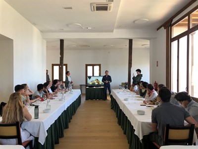 Alumnado de la prestigiosa Escuela de Cocina ‘Le Cordon Bleu’ conoce las excelencias gastronómicas de Cuenca