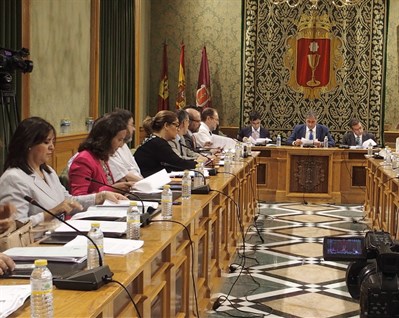 El Ayuntamiento cumple el Plan de Ajuste logrando una tendencia positiva en todos los indicadores económicos 