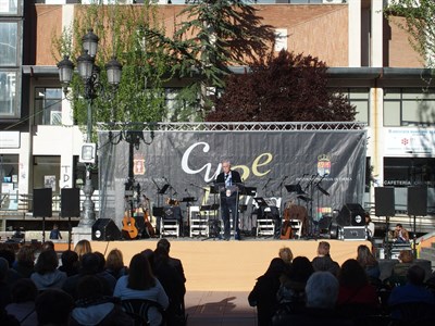 Antonio Pérez Henares defiende la literatura como el último refugio de la libertad frente a la “opresión de lo políticamente correcto”