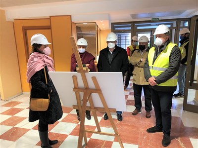 El alcalde visita las obras de reforma en la residencia María de Molina, que acogerá a alumnado del Centro de Estudios Penitenciarios