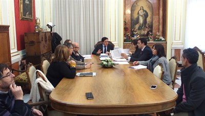 La Junta de Gobierno aprueba la adjudicación del servicio de comedor escolar durante las vacaciones de Navidad