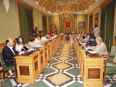 El Ayuntamiento acuerda ampliar el plazo de amortización su deuda bancaria para ganar estabilidad