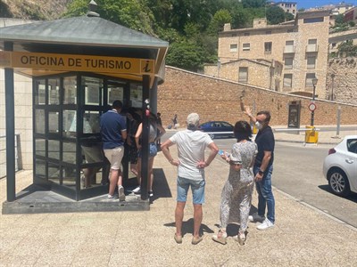 La Oficina Municipal de Turismo junto al Teatro Auditorio reabre sus puertas este verano