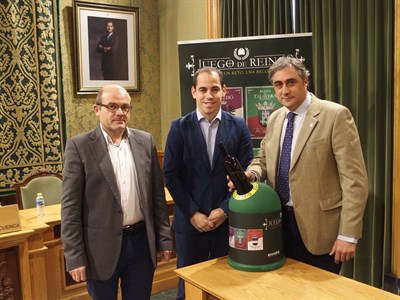 El Ayuntamiento de Cuenca y Ecovidrio presentan la campaña “Juego de Reinos” para promover el reciclaje de vidrio