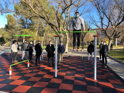 Los usuarios de calistenia pueden ya disfrutar de la primera instalación para este deporte en Cuenca