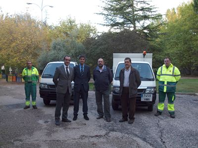 El Servicio de Limpieza dispone de dos nuevos vehículos para la recogida de residuos