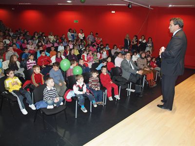 El alcalde participa en la celebración del Día Universal de la Infancia