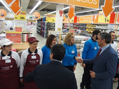 Mariscal: “el Ayuntamiento va a estar abierto a todas la empresas para darles todo tipo de facilidades y que puedan llevar a cabo sus proyectos empresariales en Cuenca”