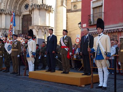 “Es un honor rendir homenaje a la bandera de todos los españoles”
