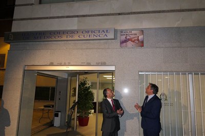 Ángel Mariscal elogia, en el centenario de la Fundación de la Organización Médica Colegial, el buen hacer de este colectivo profesional