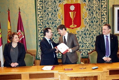 El Ayuntamiento aportará 60.000 euros para colaborar con la Semana Santa 