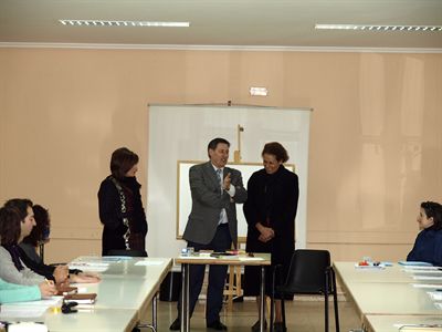 El concejal de Servicios Sociales inaugura un curso dirigido a todos los profesionales del AIS sobre la interculturalidad