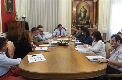 La Junta de Gobierno Local aprueba cinco expedientes sancionadores por incumplimiento del horario de cierre 