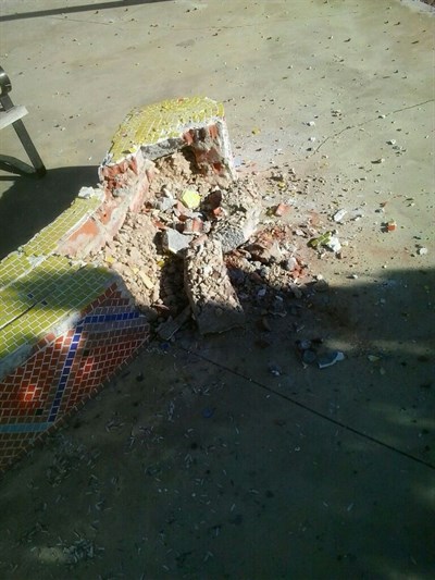 Unos actos vandálicos en la plaza Taiyo provocan daños en la obra de Keiko Mataki
