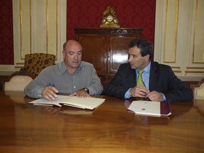 Ayuntamiento y Federación de Deportes de Montaña colaborarán para preservar el medio natural en el entorno de las Hoces del Júcar y del Huécar