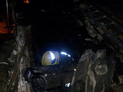 Bomberos de la capital sofocan un incendio e intervienen en dos accidentes de tráfico en pocas horas