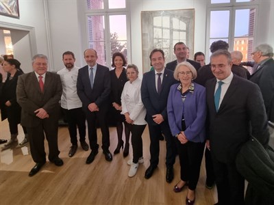 La promoción de Cuenca en Trouville-sur-Mer se ha completado con dos exposiciones y una degustación