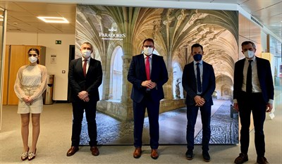 Las Ciudades Patrimonio de la Humanidad acuerdan con Paradores acciones de promoción conjunta en Madrid, Sevilla, Lisboa y París