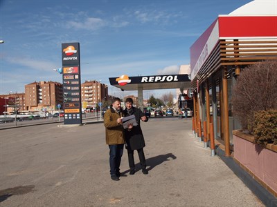 El Ayuntamiento mejorará la accesibilidad de la Ronda Oeste completando el acerado que falta y remodelando pasos peatonales 