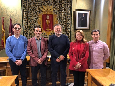 Ayuntamiento y  Federación Española de Squash formalizan el convenio para que Cuenca acoja el Campeonato de Europa en 2024
