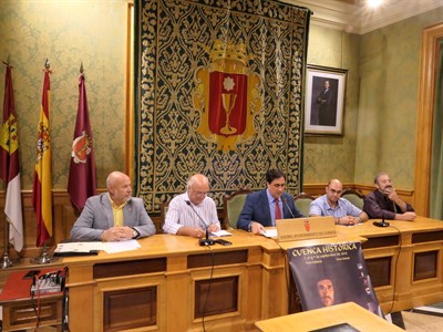 Ángel Mariscal presenta las actividades de ‘Cuenca Histórica’ con las que se volverá a la época de Alfonso VIII