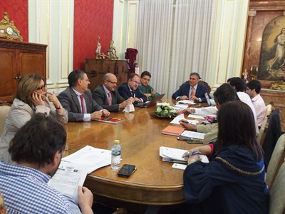 La Junta de Gobierno Local aprueba las bases de la convocatoria para la contratación de 4 ayudantes de Deportes