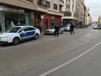 La Policía Local realiza controles del uso del cinturón de seguridad 