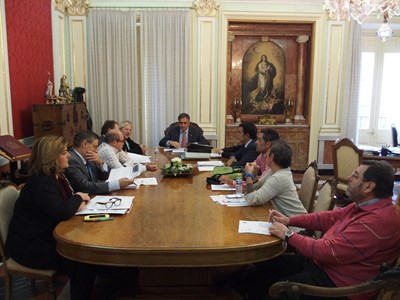 La Junta de Gobierno Local aprueba cinco expedientes sancionadores a diferentes establecimientos hosteleros de la capital por incumplir el horario de cierre establecido