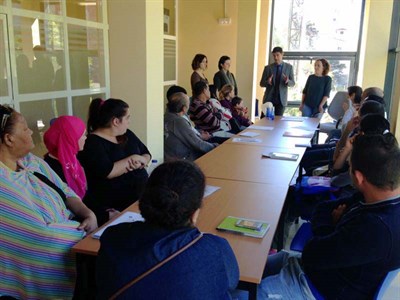 Ávila entrega los diplomas de dos cursos del Proyecto CONVIVE 