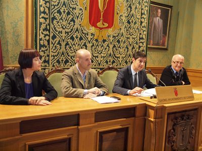 Las familias que acojan estudiantes extranjeros obtendrán ayudas económicas