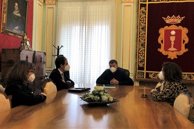 El alcalde y el nuevo vicerrector se comprometen a continuar colaborando para potenciar el desarrollo social, económico y académico de la ciudad