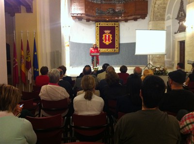 Emotivo homenaje de la ciudad de Cuenca a José Luis Sampedro, su nuevo Hijo Adoptivo
