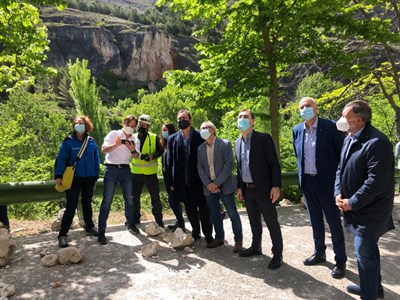 Técnicos del IGME y de una empresa especializada en ingeniería analizan ya el derrumbe de parte de la calle Canónigos