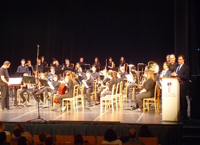 Mariscal asiste a la clausura del curso de la Escuela Municipal de Música y Artes Escénicas con récord de graduados