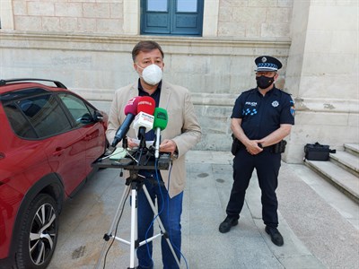 El alcalde califica de “inadmisibles” los botellones y el vandalismo de este fin de semana, afirmando que “va a ser perseguido con toda la contundencia”  