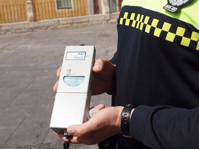 Comienza la campaña especial sobre control de la tasa de alcoholemia que la Policía Local llevan a cabo cada Navidad 