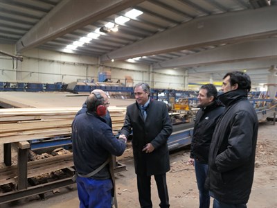 La Fábrica de Maderas del Ayuntamiento de Cuenca continúa adaptando su producción al aumento de ventas