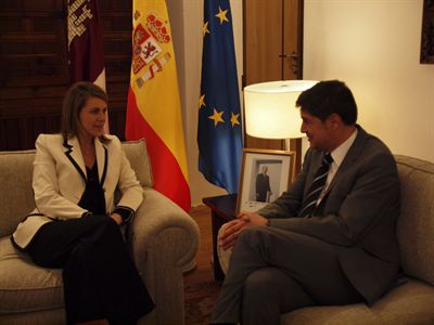 Ayuntamiento y JCCM trabajarán juntos para reactivar el proyecto de los terrenos de RENFE