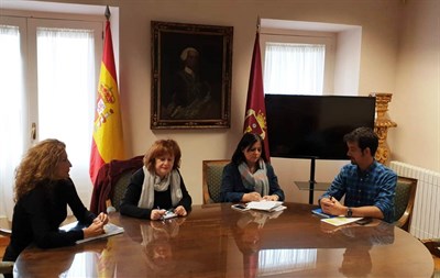 El Ayuntamiento colaborará con el Colegio Federico Muelas en el proyecto ‘Comunidad de Aprendizaje’