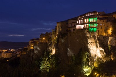 El Ayuntamiento solicita al Consorcio la renovación y actualización tecnológica de la iluminación ornamental de las Casas Colgadas 