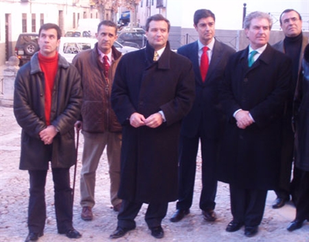 El alcalde acompañó al ministro de Cultura en su visita a Cuenca