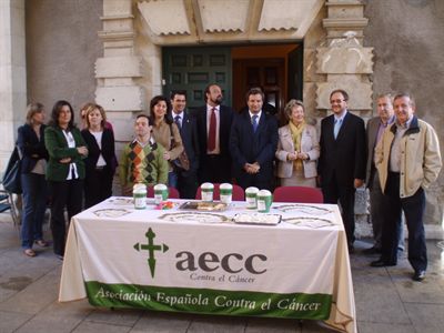 El Ayuntamiento de Cuenca colabora en la cuestación del cáncer