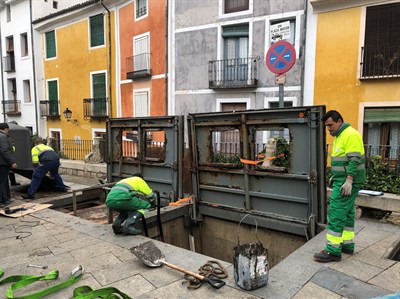 El Ayuntamiento de Cuenca sustituye los contenedores soterrados de diferentes zonas de la ciudad