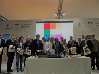 El Ayuntamiento presenta en FITUR su apuesta por el turismo de calidad basado en la cultura, el arte y la gastronomía