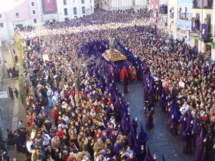 El alcalde destaca el excelente desarrollo de la procesión Camino del Calvario
