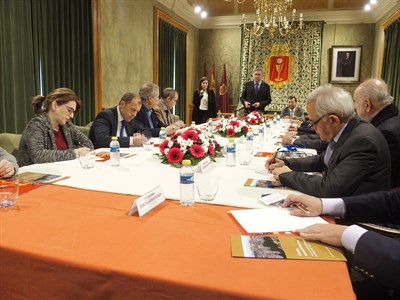 El Ayuntamiento acoge una reunión entre los embajadores del Grupo Asia-Pacífico y organizaciones empresariales